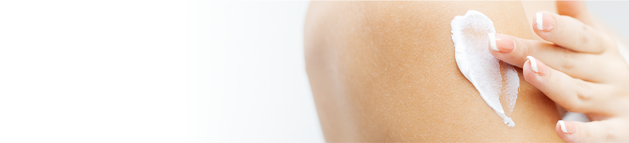 Deep hydration that starts in the tub and lasts all day.